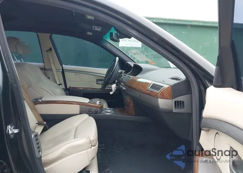 2007 BMW 750Li из США, поврежденный, VIN WBAHN83517DT75423